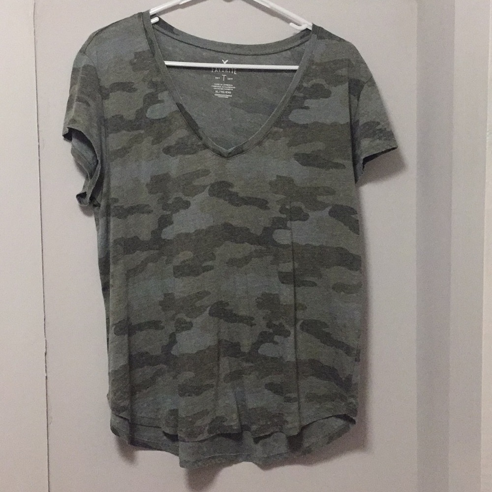 American Eagle Favorite T